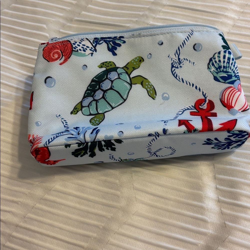 Vera Bradley make up Sea Adventure Pouch - Blue and Rednew without tags - Picture 2 of 4